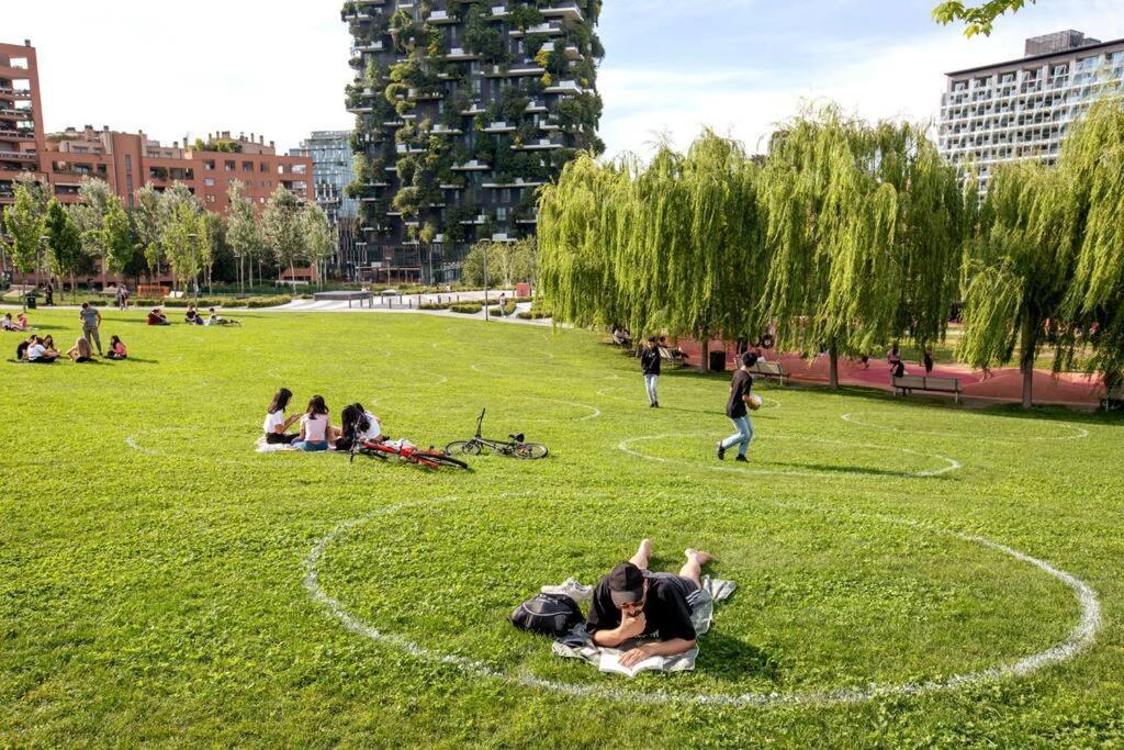 Modern Apartment - Walking Distance To Milan Central Station Exterior photo